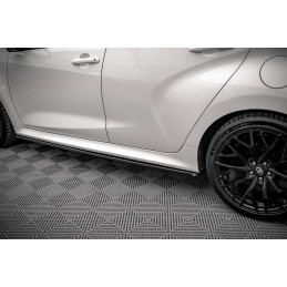Maxton Design-Rajouts Des Bas De Caisse V.2 Toyota Yaris Mk4 