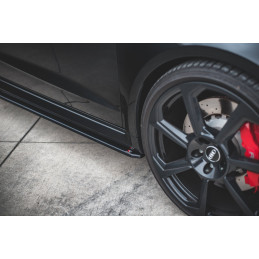 Maxton Design-Rajouts Des Bas De Caisse V.2 Audi RS3 8V Sportback Facelift 
