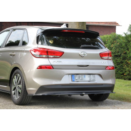 Maxton Design-CENTRAL ARRIÈRE SPLITTER (AVEC UNE BARRE VERTICALE) HYUNDAI I30 MK3 HATCHBACK 