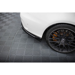 Maxton Design-Central Arriere Splitter (avec une barre verticale) Mercedes-AMG C63 Sedan / Estate W205 / S205 